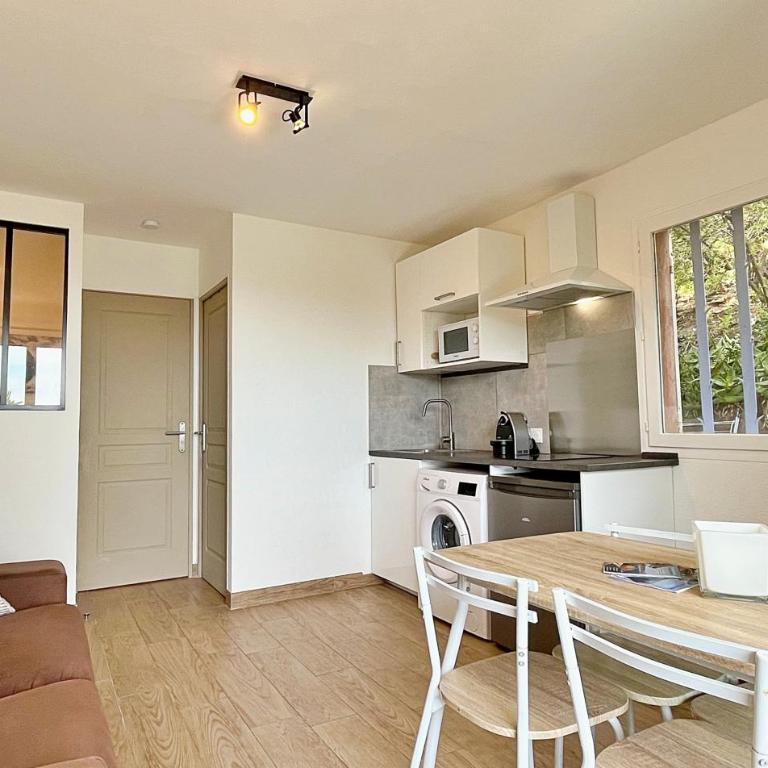Appartement 4 personnes - vue mer - Théoule sur mer - ESQUILLON - Appartement 1 Chambre - 7