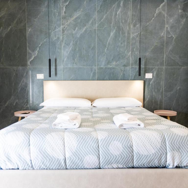 Casa twins - Double Room with Balcony - 6