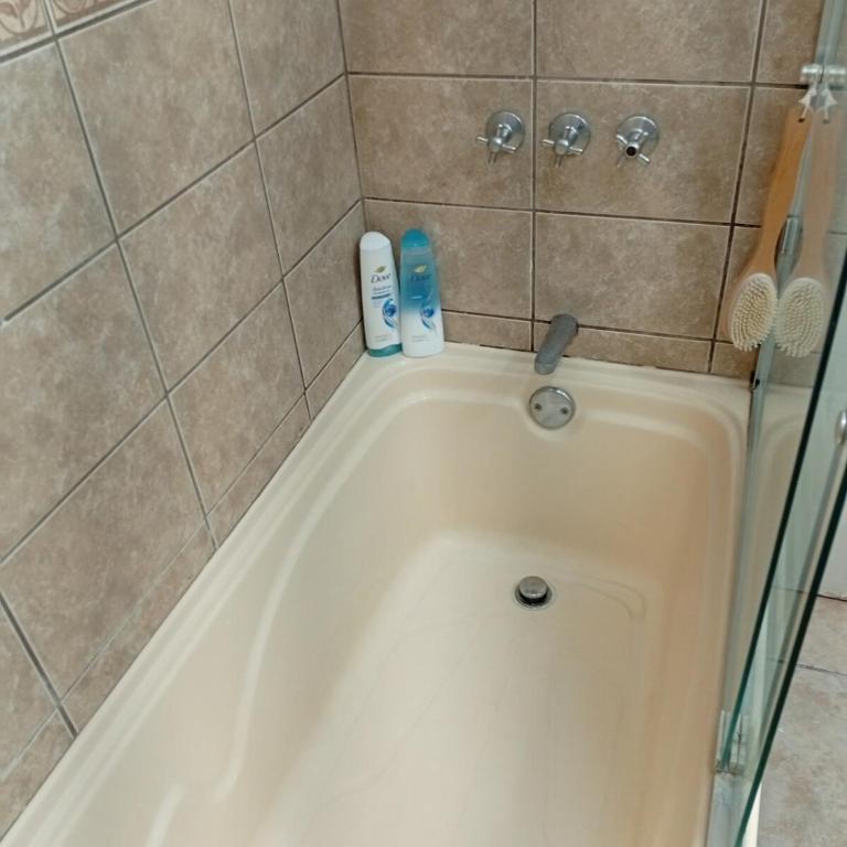 Large Oceanview Balcony Apartment in Miraflores - Three-Bedroom Apartment - 29