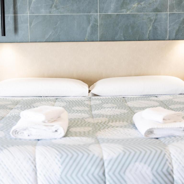 Casa twins - Double Room with Balcony - 12