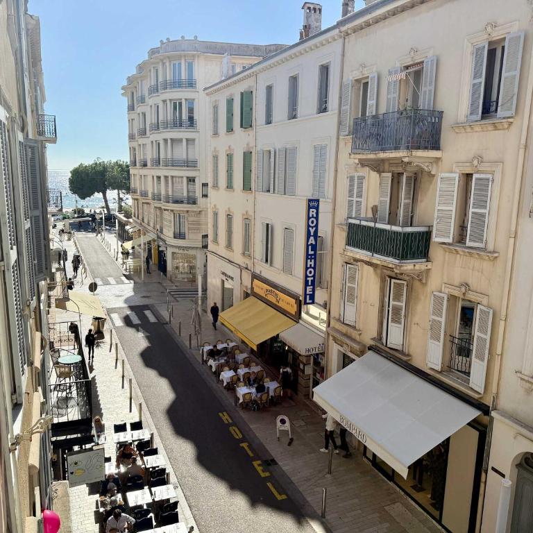 A006 Superbe Appartement dans le Carre d'Or-Cannes - Apartment - 17
