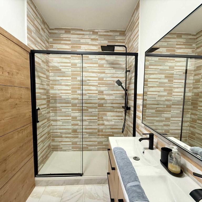 A006 Superbe Appartement dans le Carre d'Or-Cannes - Apartment - 15