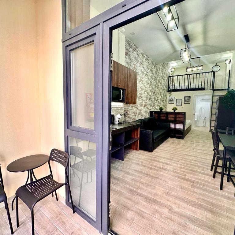Ciudades de España - Studio with Terrace - 2
