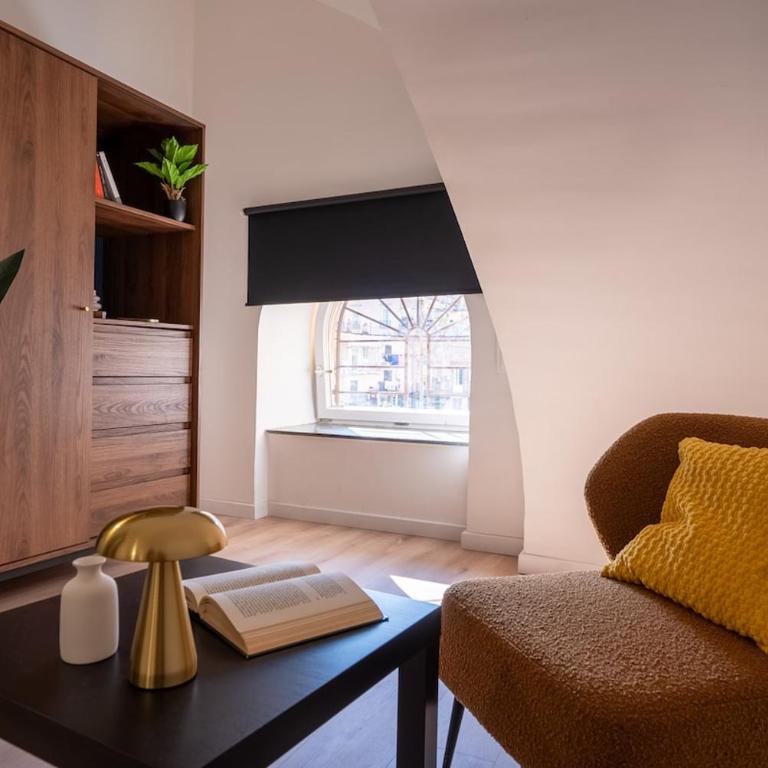 Parthenope Luxury Suite in the center of Naples - Two-Bedroom Apartment - 28