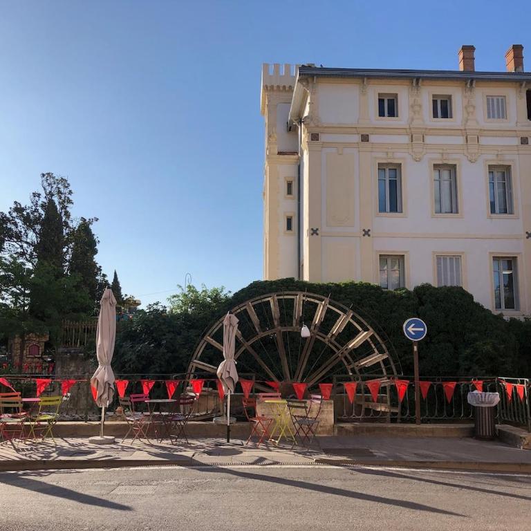 Magnifique appartement au cœur de la Venise Provençale - One-Bedroom Apartment - 11