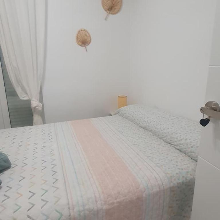 Habitaciones VIP en Vivienda Compartida, Muy Céntricas, Ruzafa Centro, Bonitas y Tranquilas - Double Room with Balcony - 5