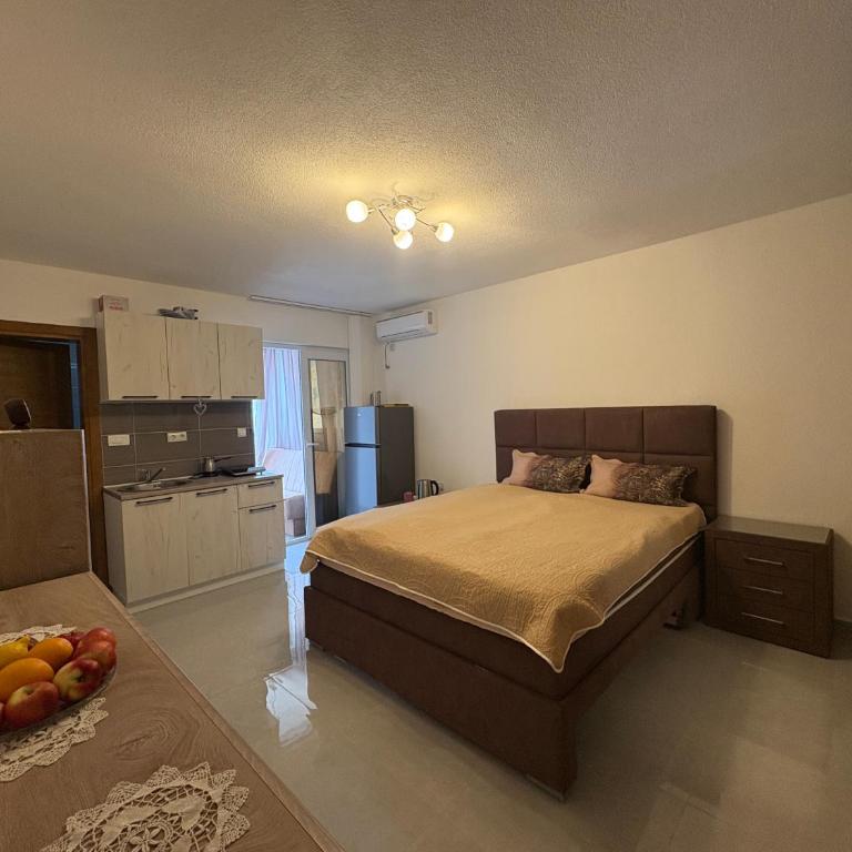 Kolibri Apartment - Two-Bedroom Apartment with Terrace and Sea View - 1