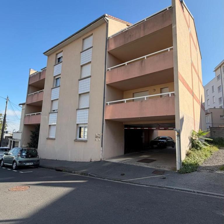 Studio 20m2 stationnement gratuit wifi 4 rue proudhon - Apartamento de 1 dormitorio - 24