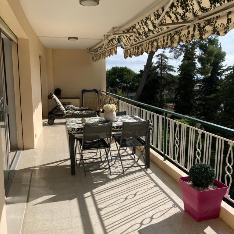 Superbe appartement 2 chambres à 2km centre Cannes - Appartement 2 Chambres - 1