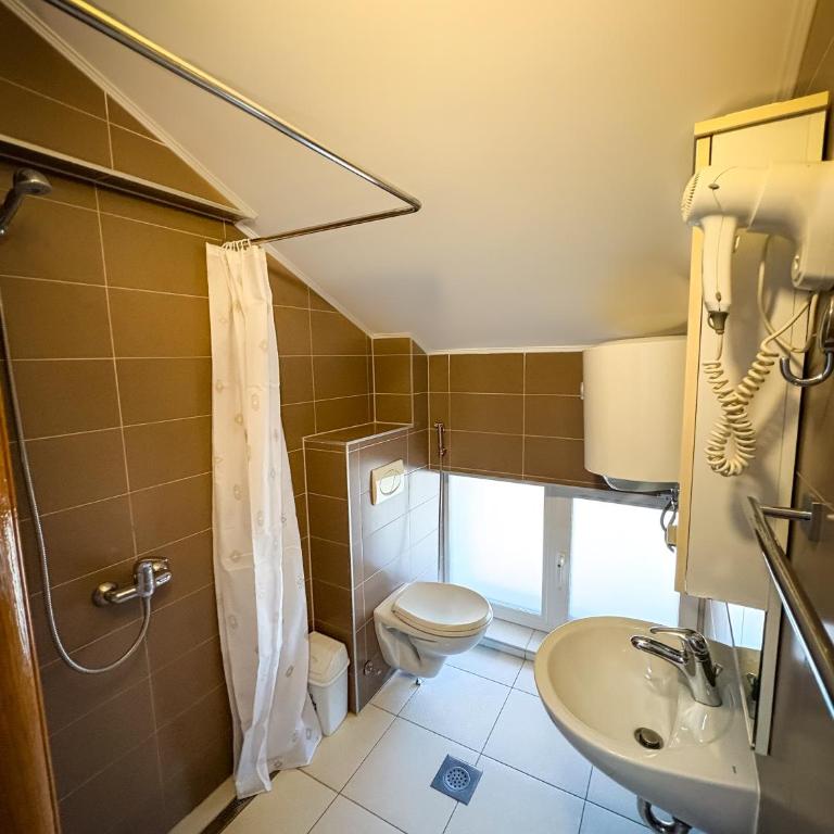 Residence Mahala - Boutique Stay Near Old Town - Deluks Trokrevetna Soba - 3