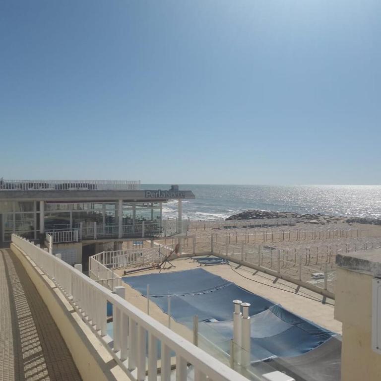 Cerca de la playa La Perla - Apartamento de 2 dormitorios - 2