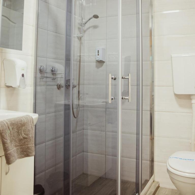DuMalux Garden - One-Bedroom Apartment - 4