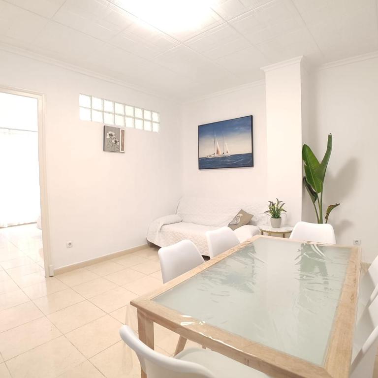 Mercado Central - LA CASA DEL ARBOL - Three-Bedroom Apartment - 27