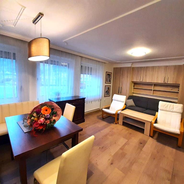 Susis Alpen Apartment - Familien-Apartment mit 1 Schlafzimmer - 3