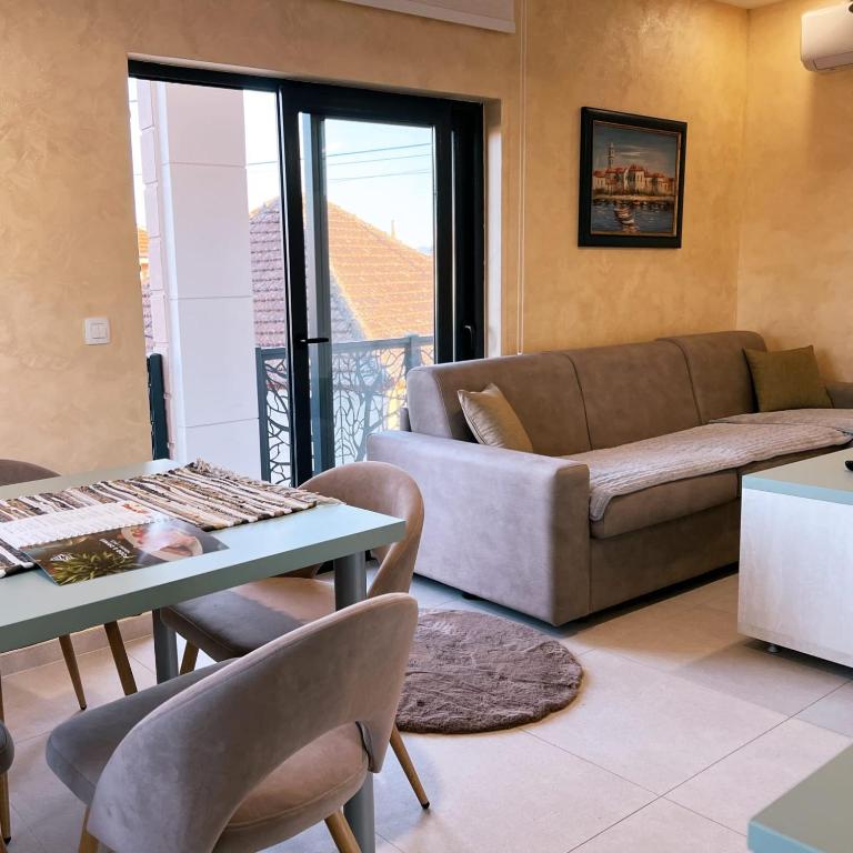 Apartments Aerodrom - Apartman s 1 Spavaćom Sobom i Vrtom - 8