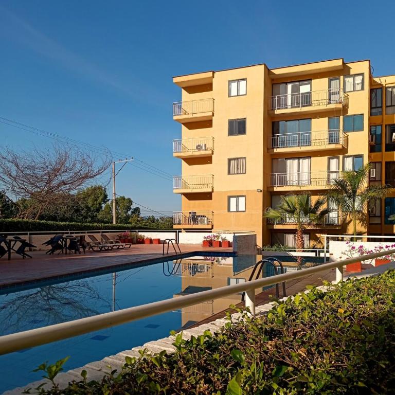 Apartamento vista al Mar-Montaña-Piscina-Parking - Apartamento de 3 dormitorios - 4