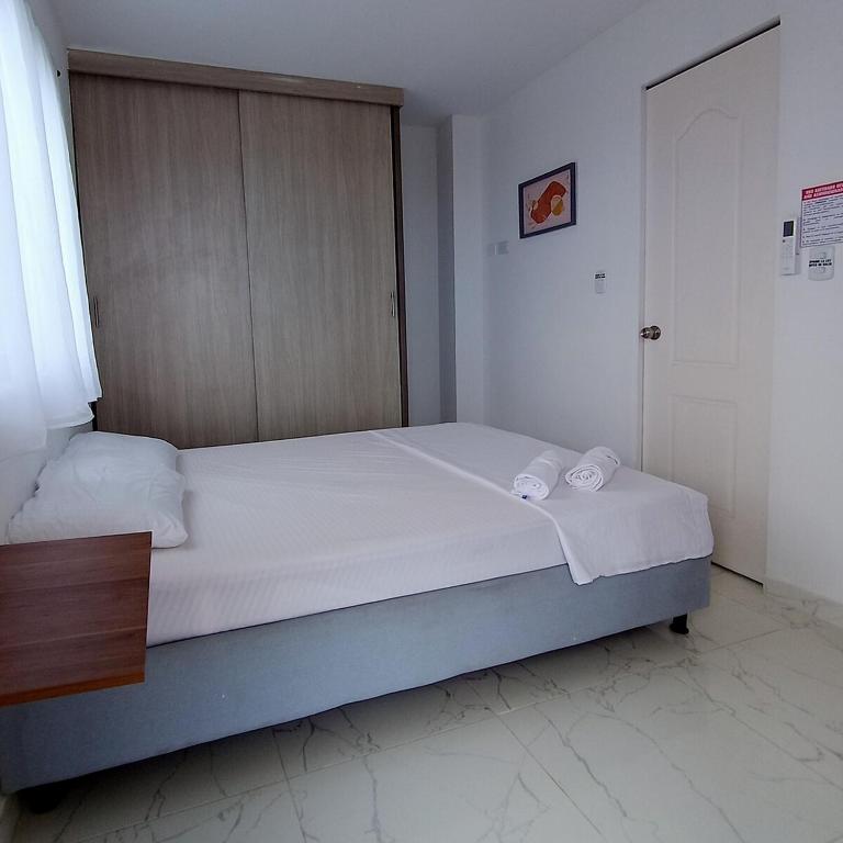 Apartamento vista al Mar-Montaña-Piscina-Parking - Apartamento de 3 dormitorios - 5