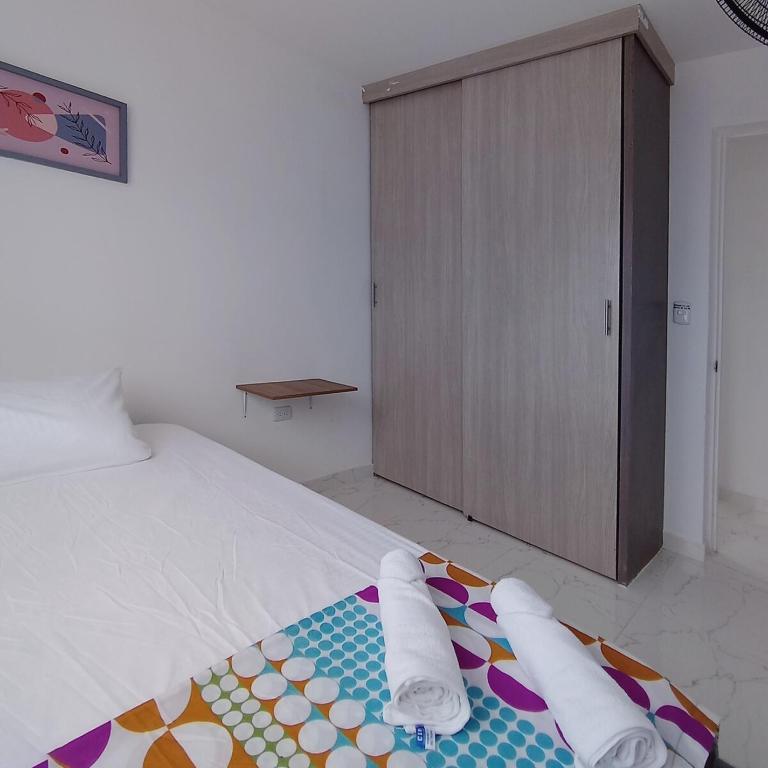 Apartamento vista al Mar-Montaña-Piscina-Parking - Apartamento de 3 dormitorios - 14