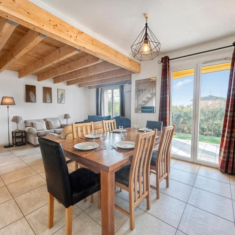 Séjour golf & piscine à Béziers - Maison 3 Chambres - 11