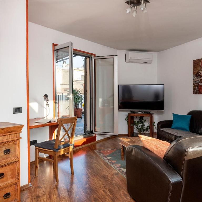 Čubrina - central 2bdrm & 45m2 Rooftop Terrace - Apartman sa 2 Spavaće Sobe i Terasom - 12