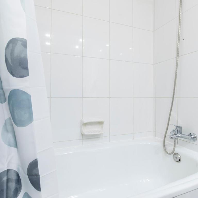 Costanera Center - vistas, metro, parking mm275 - Two-Bedroom Apartment with Balcony and Terrace - 24