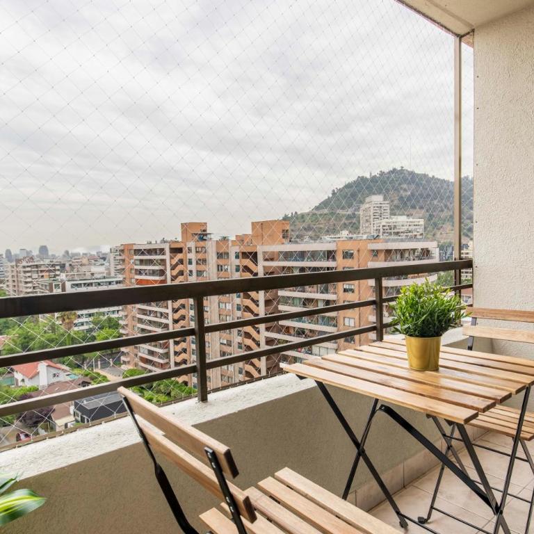 Costanera Center - vistas, metro, parking mm275 - Two-Bedroom Apartment with Balcony and Terrace - 10