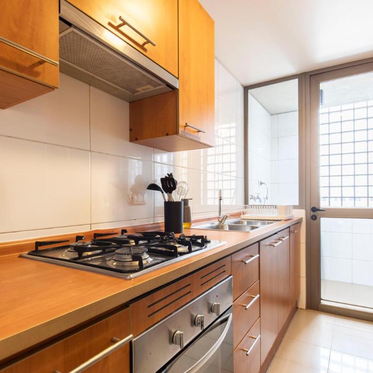 Costanera Center - vistas, metro, parking mm275 - Two-Bedroom Apartment with Balcony and Terrace - 18