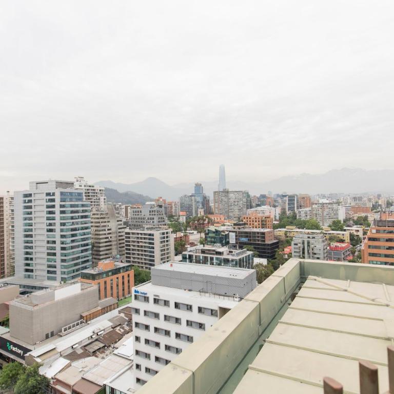 Costanera Center - vistas, metro, parking mm275 - Two-Bedroom Apartment with Balcony and Terrace - 30