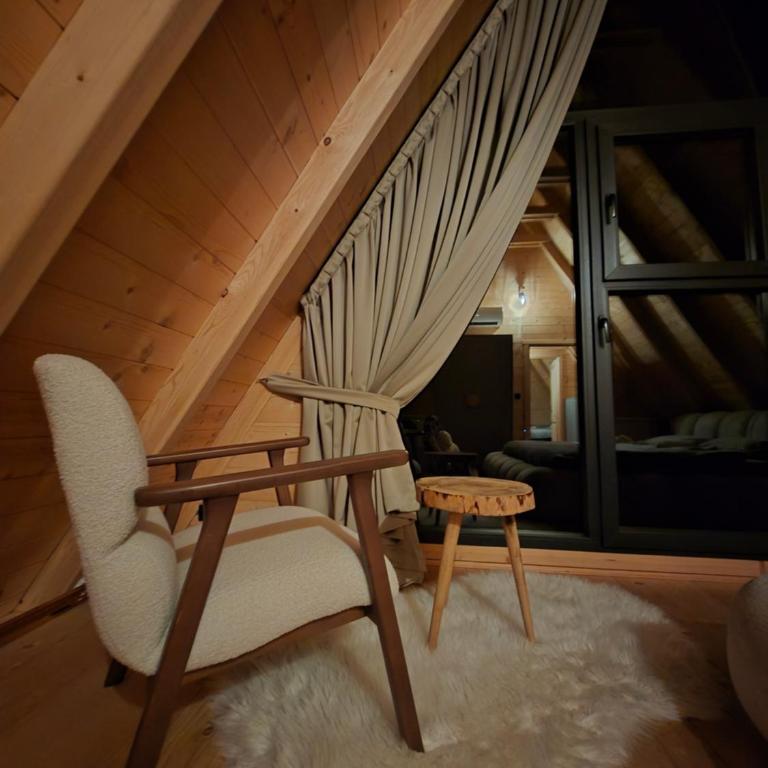 Lux house Aleksa - Three-Bedroom Villa - 2