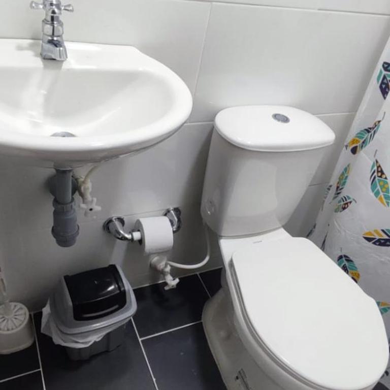 Amplio Apartamento Renovado 150m2 para Familias, Grupos o Delegaciones Deportivas - Estadio Atanasio Girardot - Apartamento - 8