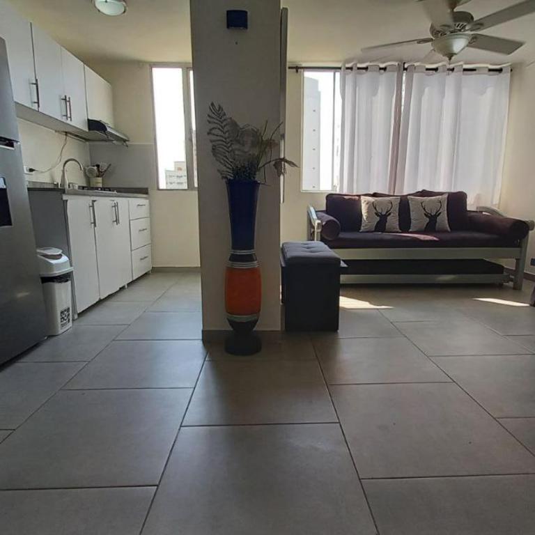 Apartamento Cerca a la playa, Piscina, Wifi, AC - Two-Bedroom Apartment - 7