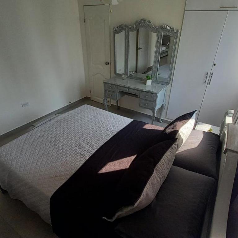 Apartamento Cerca a la playa, Piscina, Wifi, AC - Two-Bedroom Apartment - 17