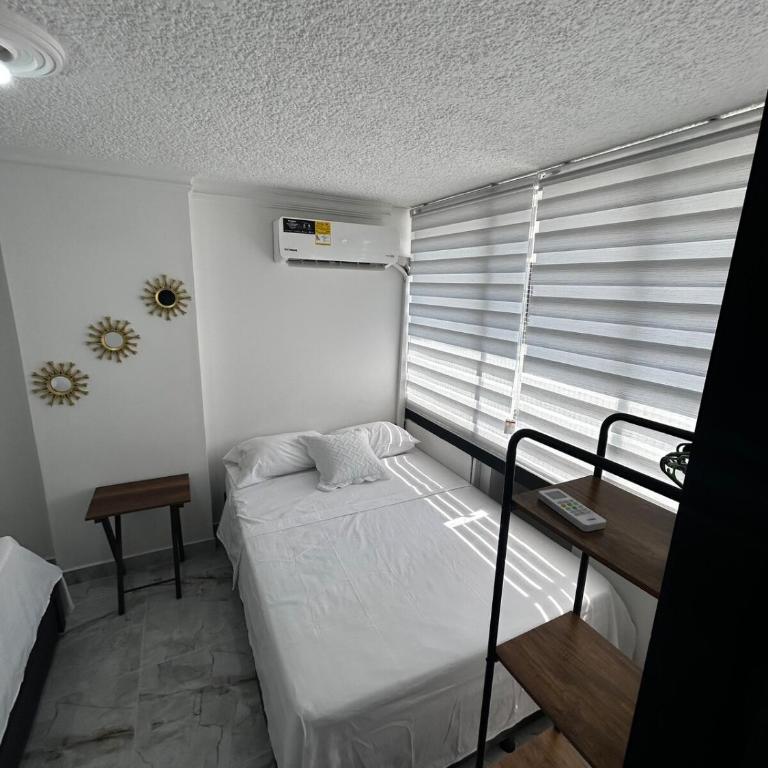 Your Perfect Luxury Escape by the Sea - One-Bedroom Apartment - 6