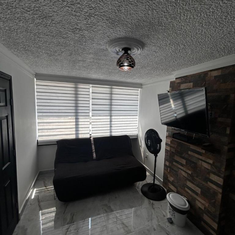 Your Perfect Luxury Escape by the Sea - One-Bedroom Apartment - 10