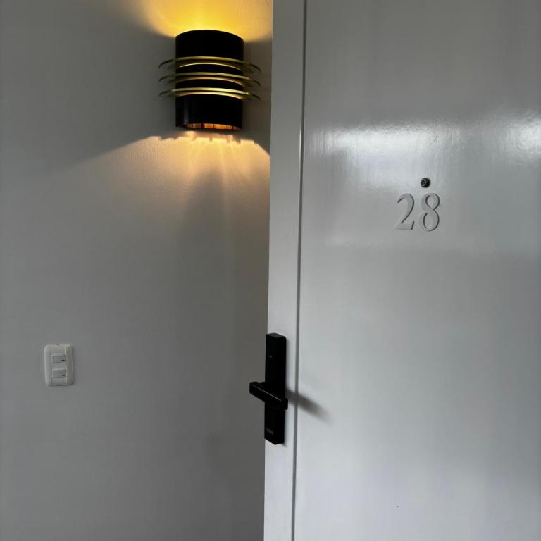 Akros Suites Quito, Habitaciones Privadas con Baño - Habitación Doble con baño privado - 7