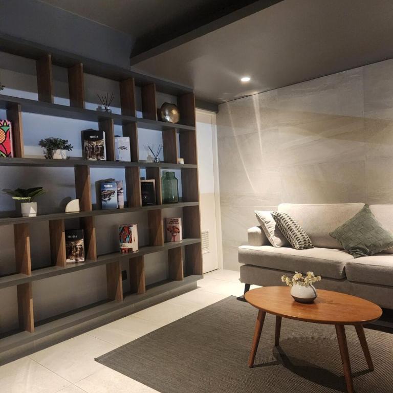 Elegante Departamento de Estreno en Centro Financiero - Two-Bedroom Deluxe Apartment with Balcony - 11