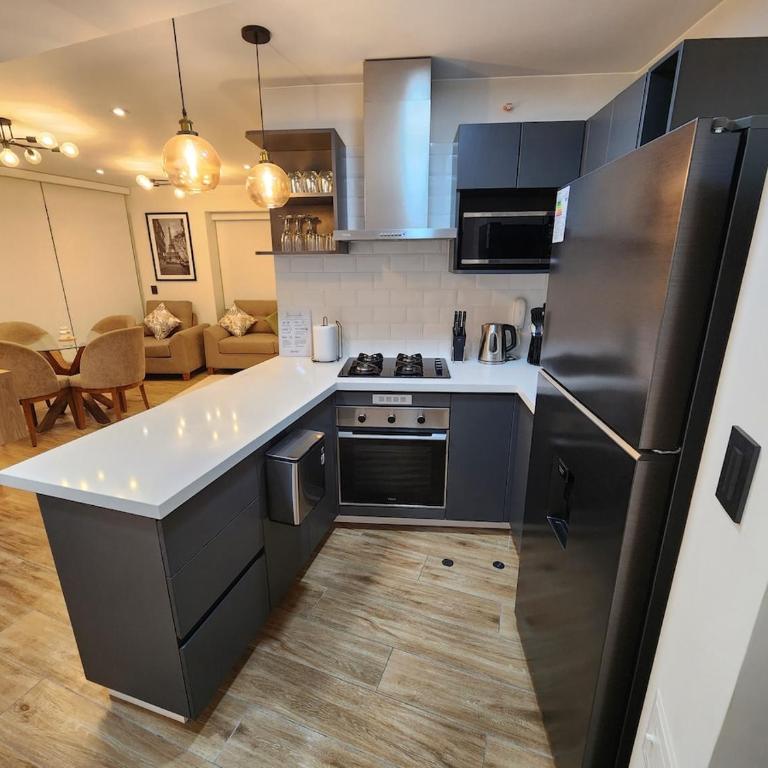 Elegante Departamento de Estreno en Centro Financiero - Two-Bedroom Deluxe Apartment with Balcony - 25