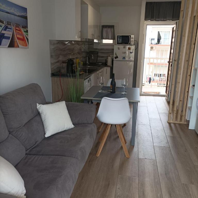 Acogedor estudio en L'Estartit - One-Bedroom Apartment - 2