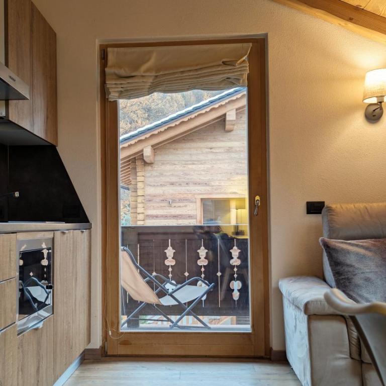 Silva: The Alpine Chalet - One-Bedroom Apartment with Balcony - 5
