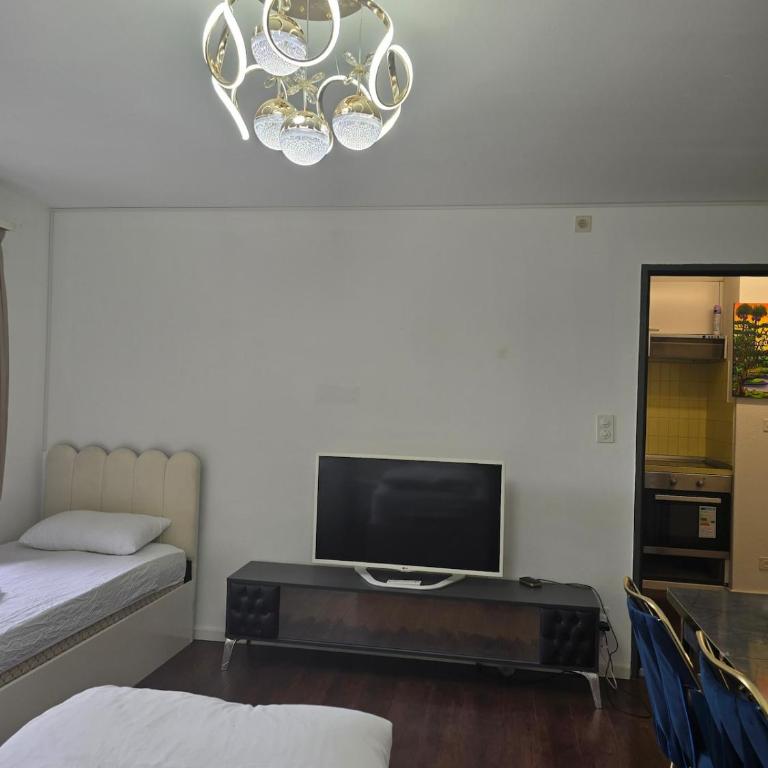 Queen Home1 - Apartment mit 2 Schlafzimmern - 30