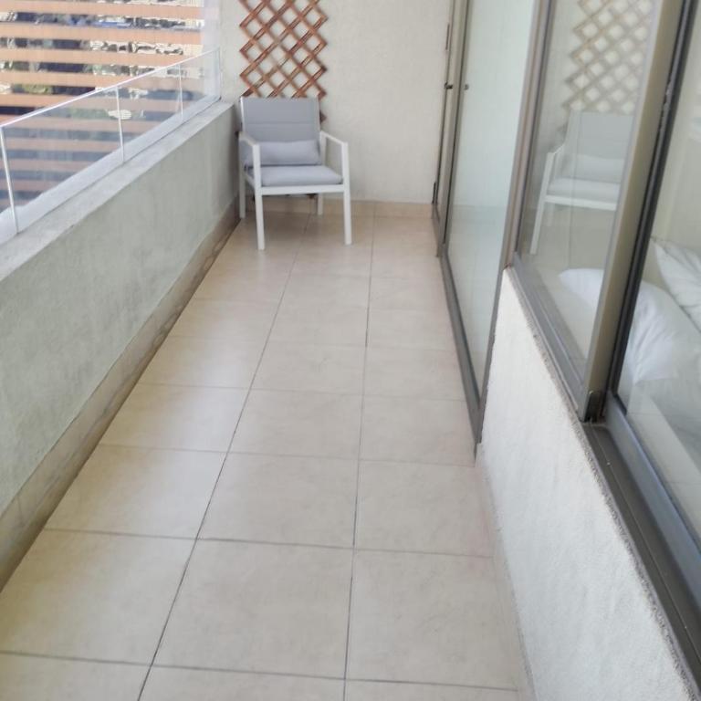 Exclusivo depto con AC y piscina Ñuñoa - One-Bedroom Apartment - 2