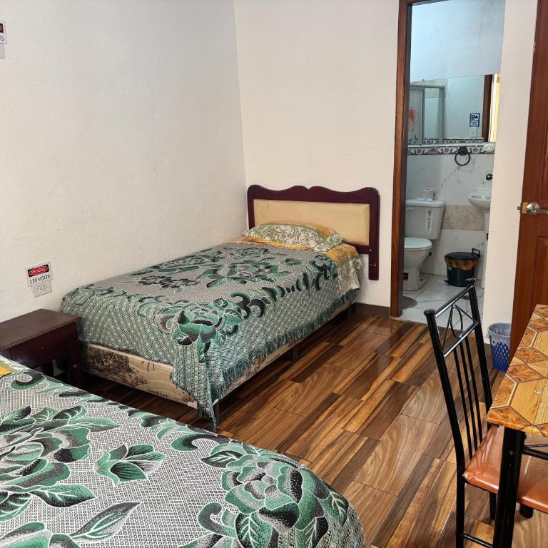 Hostal Hojas - Twin Room - 2