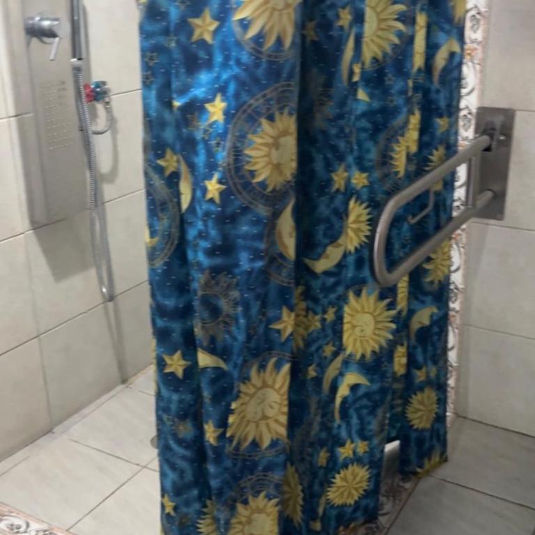 Hostal Hojas - Twin Room - Disability Access - 2