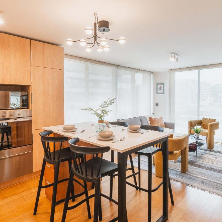 HOM l Las Condes 2D2B Metro Alcantara con Parking - Apartment - 2