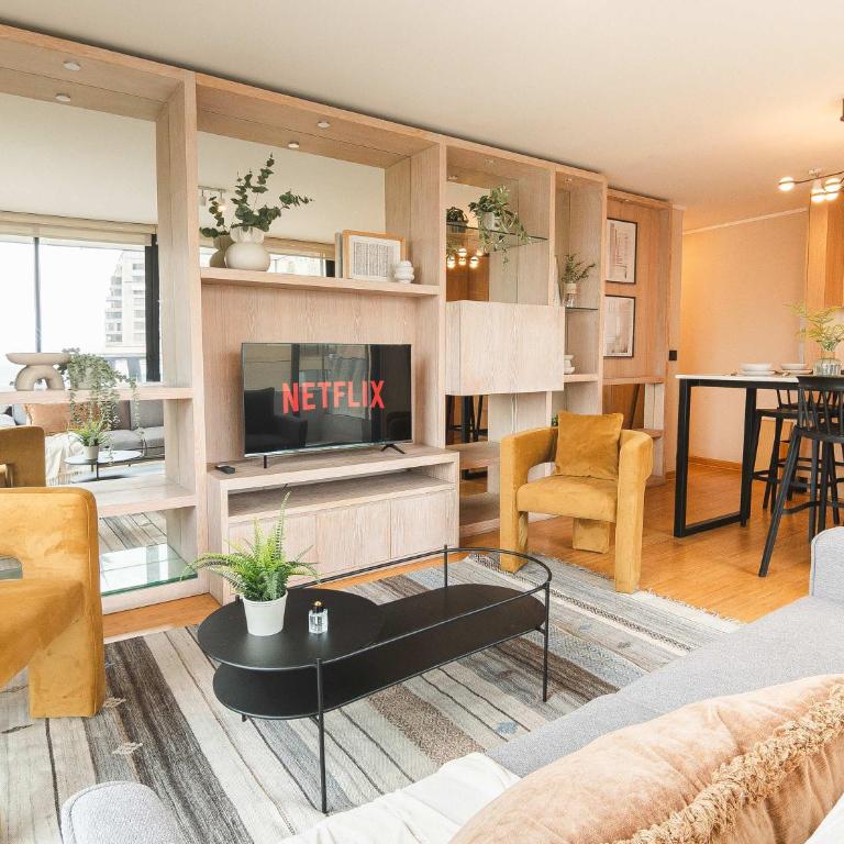 HOM l Las Condes 2D2B Metro Alcantara con Parking - Apartment - 1