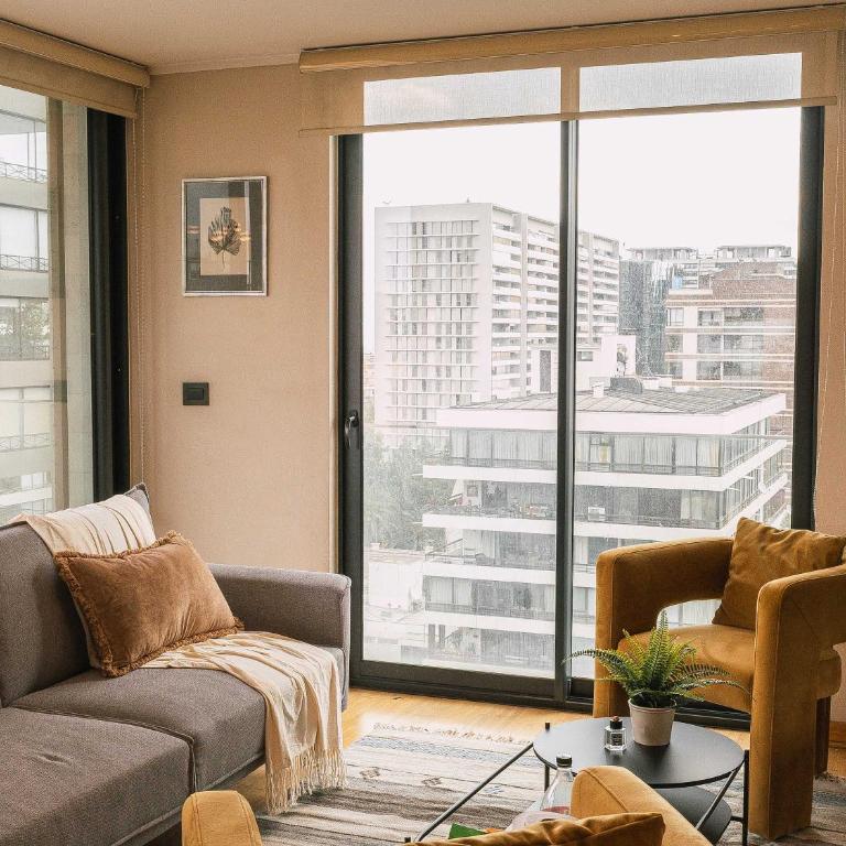 HOM l Las Condes 2D2B Metro Alcantara con Parking - Apartment - 73