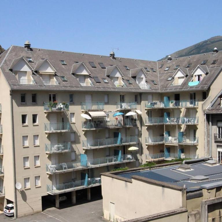 T2 Centre Luchon - Balcon - Parking Inclus - Animaux Bienvenus - FR-1-313-245 - Appartement - 9