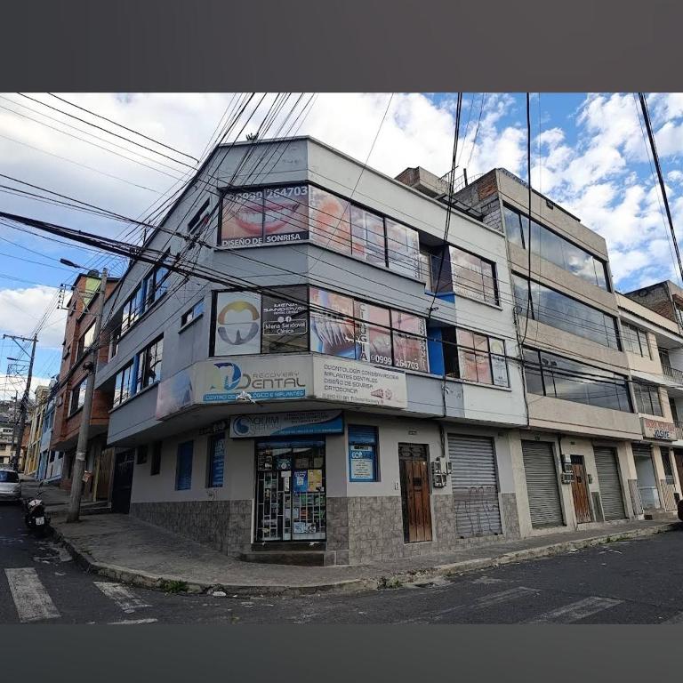Departamento Black and Gold de lujo, confort y ducha Spa - Two-Bedroom Apartment - 2