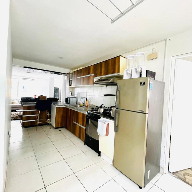 Apartment with 3 bedrooms near the sea in Miraflores - Three-Bedroom Apartment - 10
