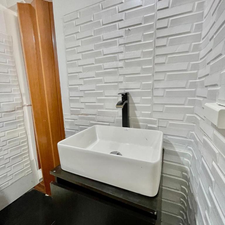 Apartment with 3 bedrooms near the sea in Miraflores - Three-Bedroom Apartment - 23